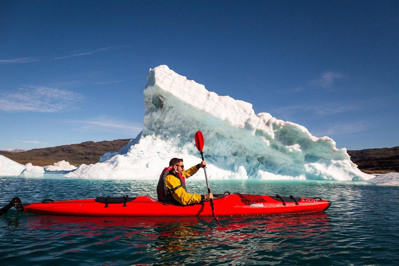 格陵兰岛的冰山皮划艇